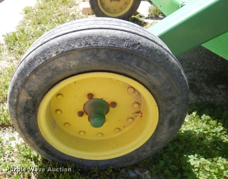 image for item DP5521 John Deere 2018  batwing rotary mower