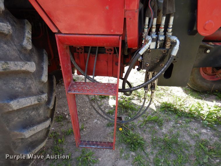 image for item DP5545 International 1086  tractor