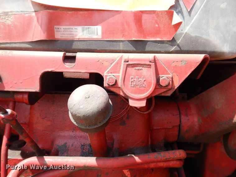 image for item DP5545 International 1086  tractor
