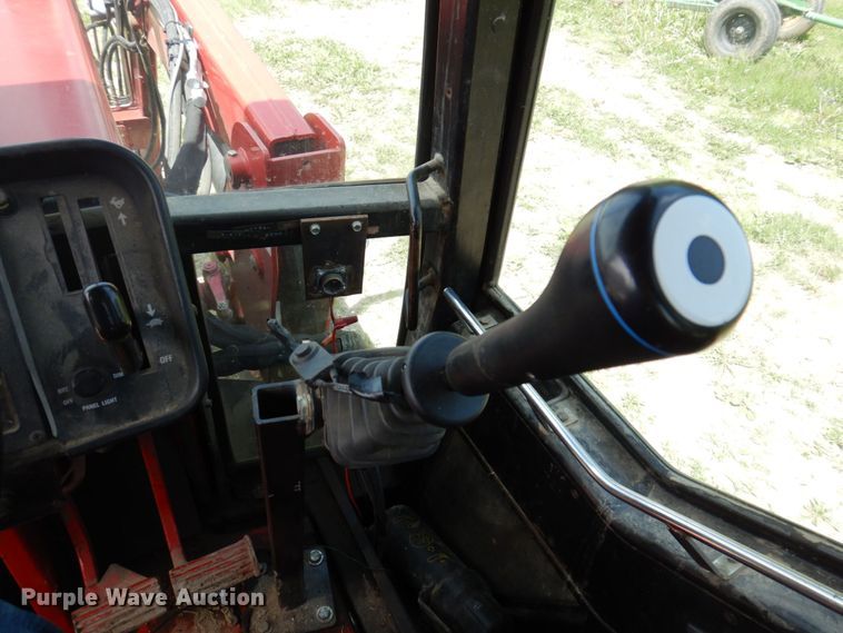 image for item DP5545 International 1086  tractor