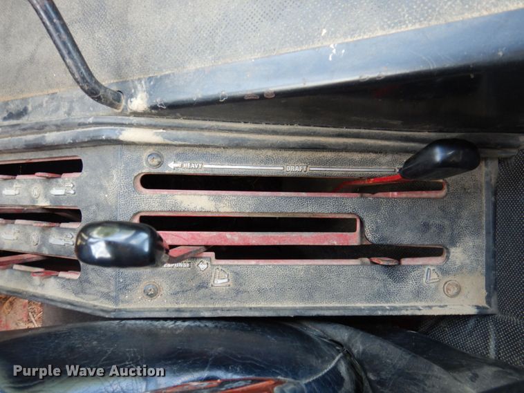 image for item DP5545 International 1086  tractor