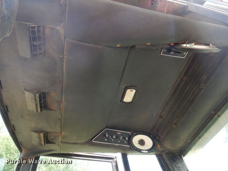 image for item DP5545 International 1086  tractor