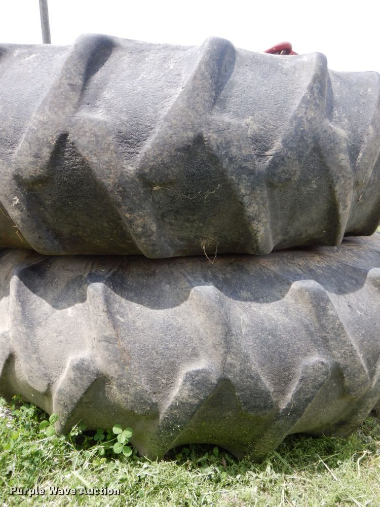 image for item DP5545 International 1086  tractor