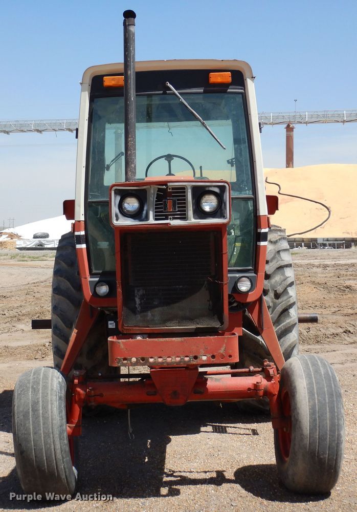 image for item DR1177 International 1486  tractor