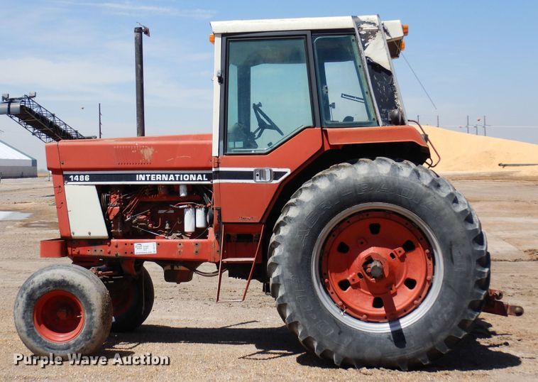 image for item DR1177 International 1486  tractor