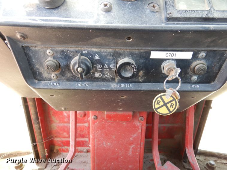 image for item DR1177 International 1486  tractor