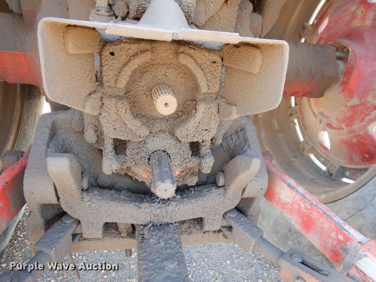 image for item DR1177 International 1486  tractor