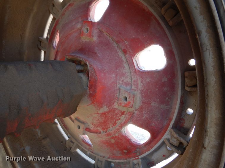 image for item DR1177 International 1486  tractor