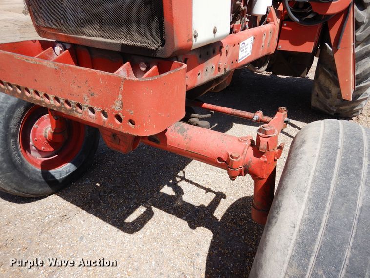 image for item DR1177 International 1486  tractor