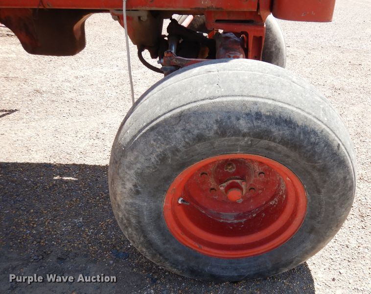 image for item DR1177 International 1486  tractor