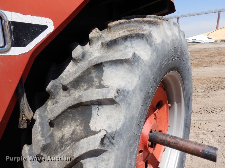 image for item DR1177 International 1486  tractor