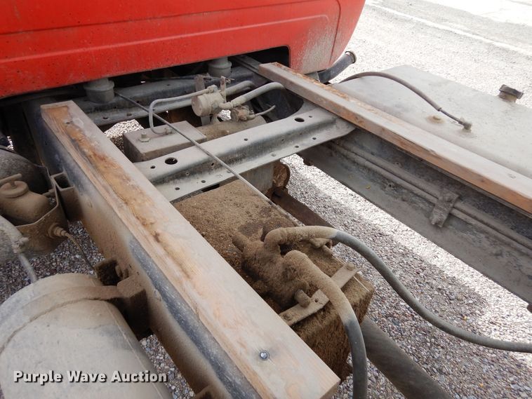 image for item DR1182 1975 GMC 6500  grain truck