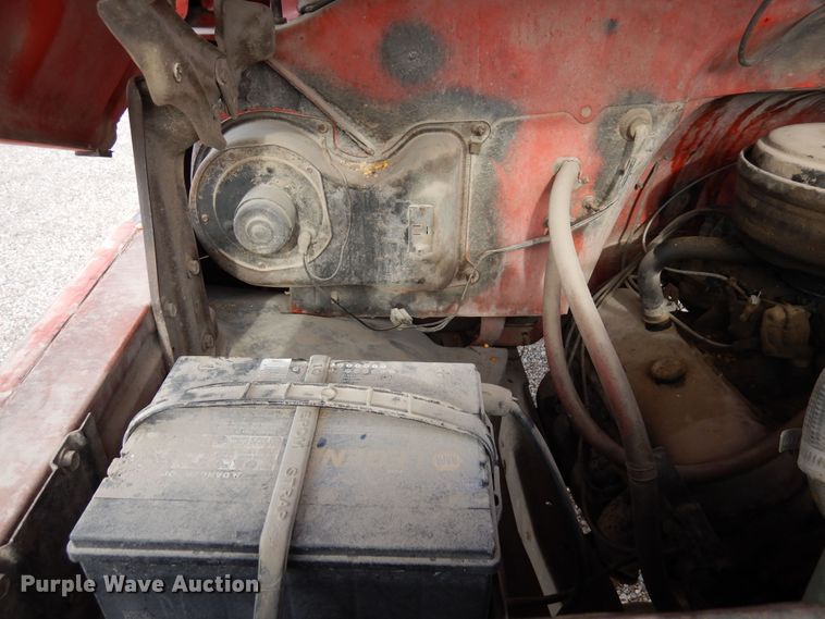 image for item DR1182 1975 GMC 6500  grain truck