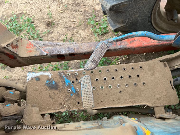 image for item DR1353 Ford 2000  tractor