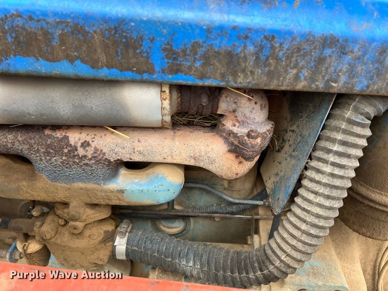 image for item DR1353 Ford 2000  tractor