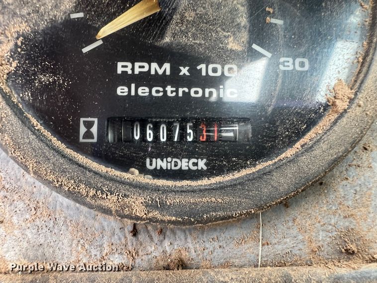 image for item DR1356 2000 New Holland LM430  telehandler