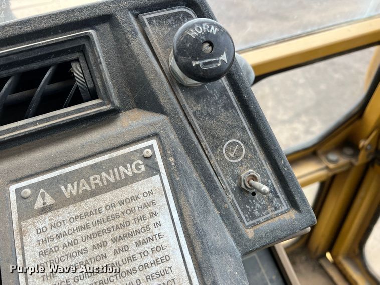 image for item DR1358 1992 Caterpillar 416 Series II  backhoe