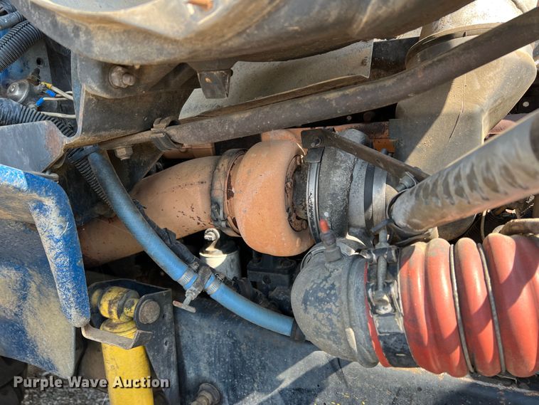 image for item DR1465 1996 Freightliner FL112  semi truck