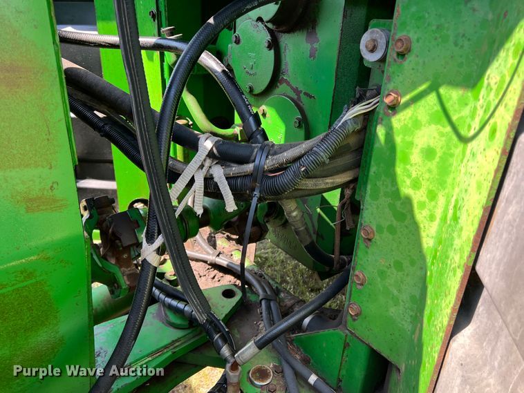 image for item DR1469 1995 John Deere 8970  4WD tractor