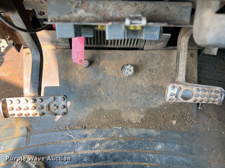 image for item DR1469 1995 John Deere 8970  4WD tractor