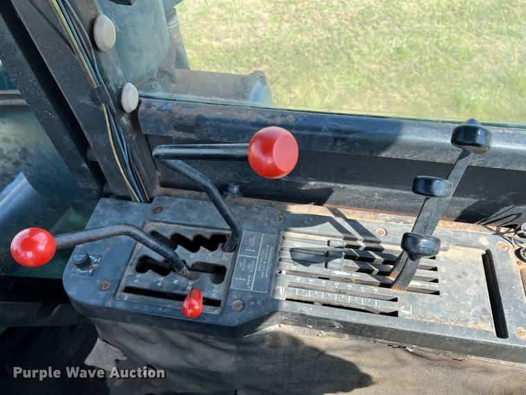 image for item DR1469 1995 John Deere 8970  4WD tractor