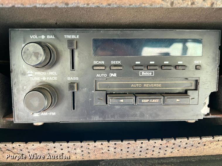 image for item DR1469 1995 John Deere 8970  4WD tractor