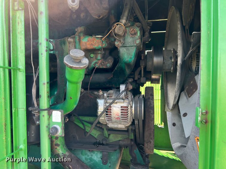image for item DR1469 1995 John Deere 8970  4WD tractor