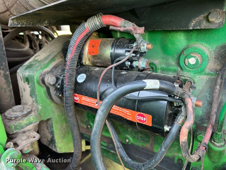 image for item DR1469 1995 John Deere 8970  4WD tractor