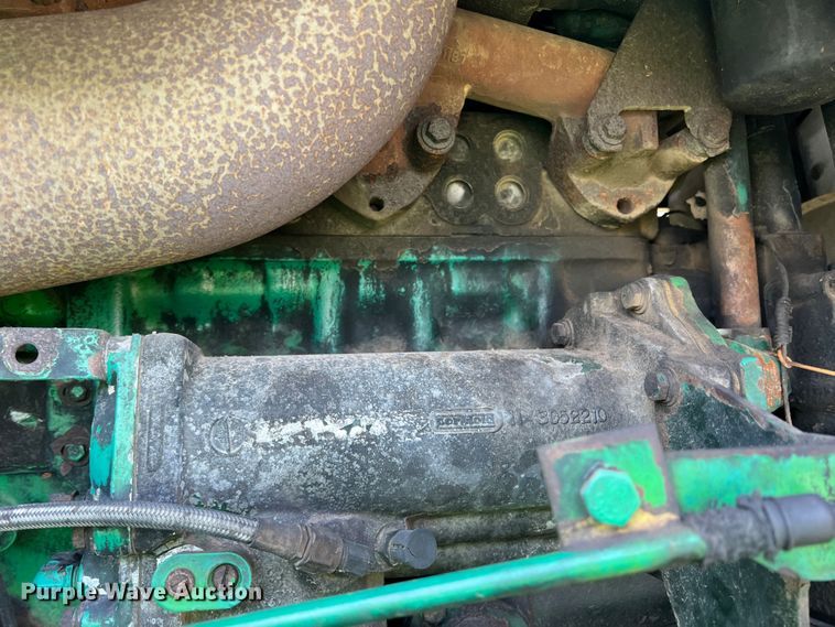 image for item DR1469 1995 John Deere 8970  4WD tractor