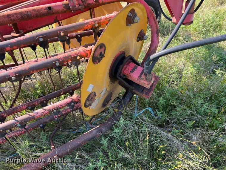 image for item DR1472 Massey Ferguson 588  hay rake