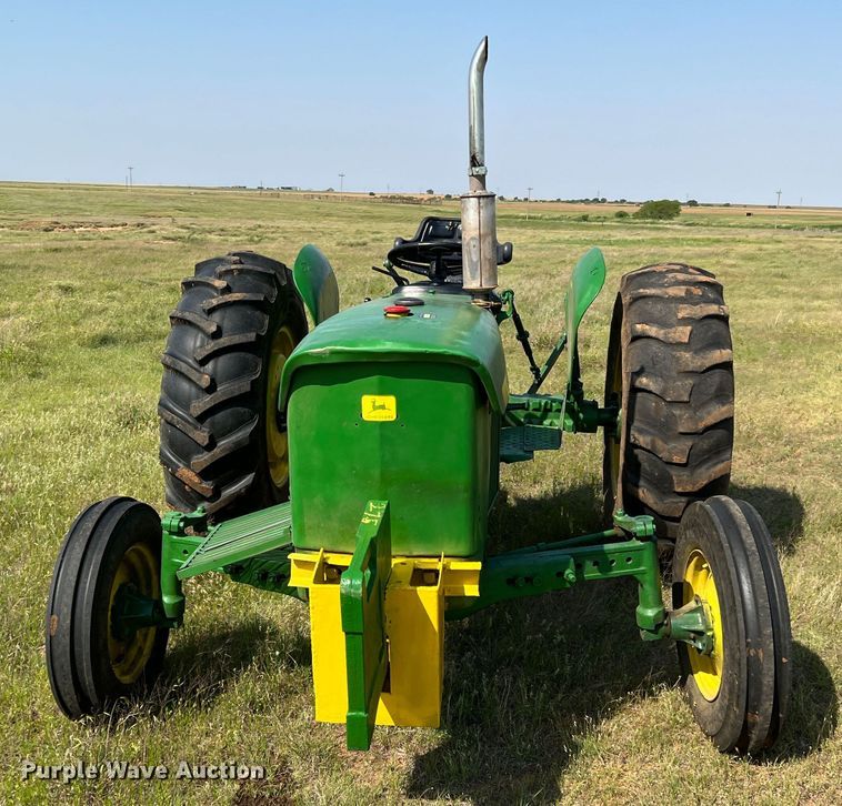 image for item DR1473 John Deere 1530  tractor