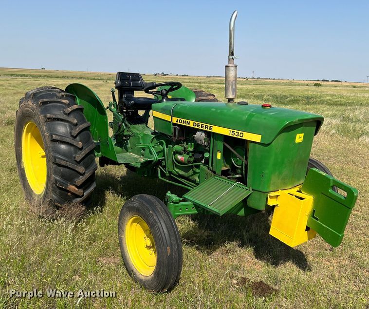 image for item DR1473 John Deere 1530  tractor