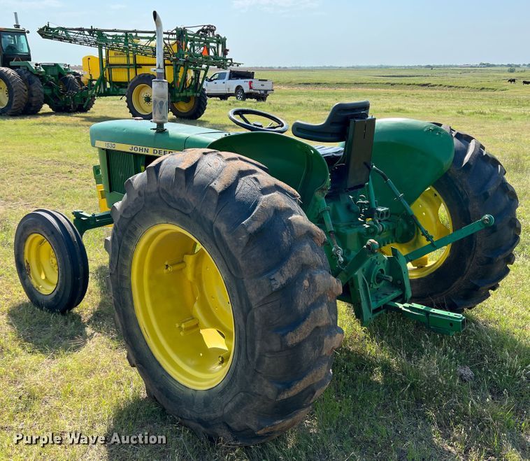 image for item DR1473 John Deere 1530  tractor