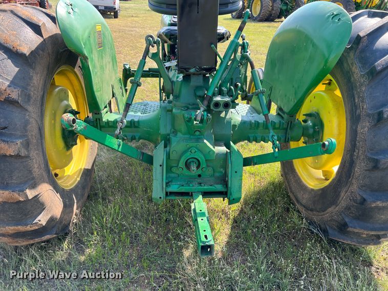 image for item DR1473 John Deere 1530  tractor