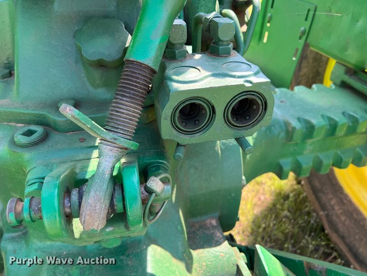 image for item DR1473 John Deere 1530  tractor