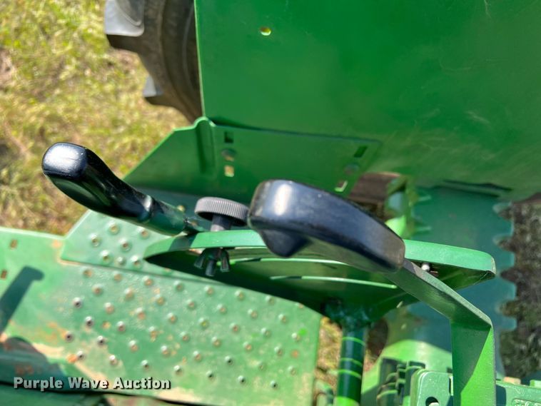 image for item DR1473 John Deere 1530  tractor