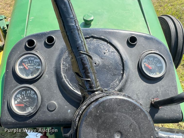 image for item DR1473 John Deere 1530  tractor