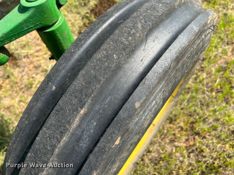 image for item DR1473 John Deere 1530  tractor