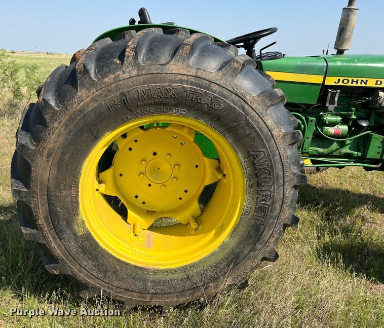 image for item DR1473 John Deere 1530  tractor