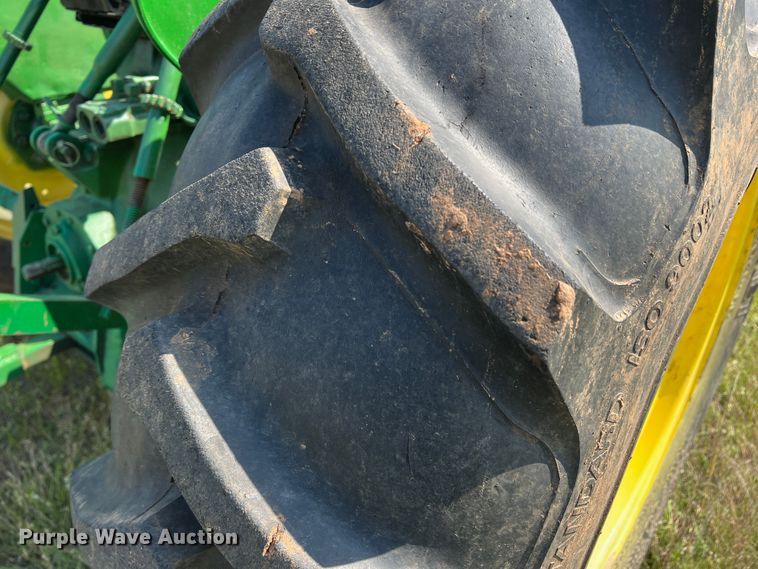 image for item DR1473 John Deere 1530  tractor