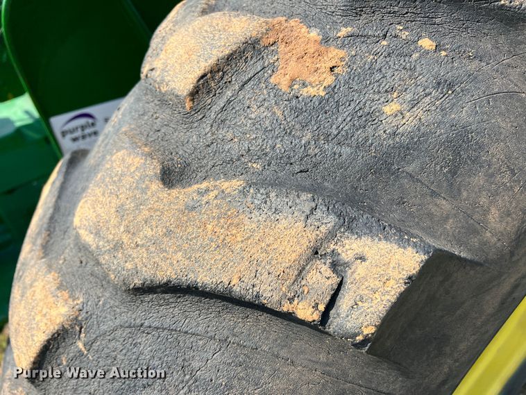 image for item DR1473 John Deere 1530  tractor