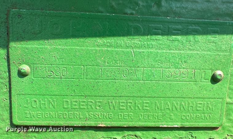 image for item DR1473 John Deere 1530  tractor
