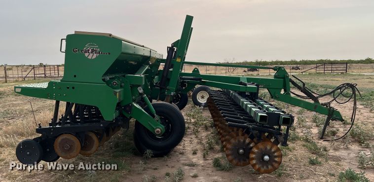 image for item DR1481 Great Plains 2000-327594  no-till grain drill