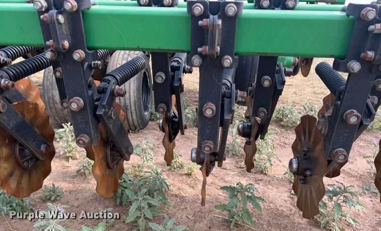 image for item DR1481 Great Plains 2000-327594  no-till grain drill