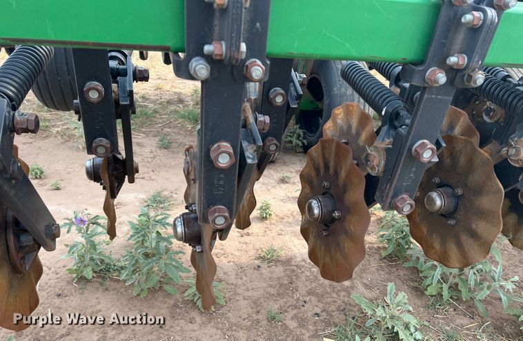 image for item DR1481 Great Plains 2000-327594  no-till grain drill