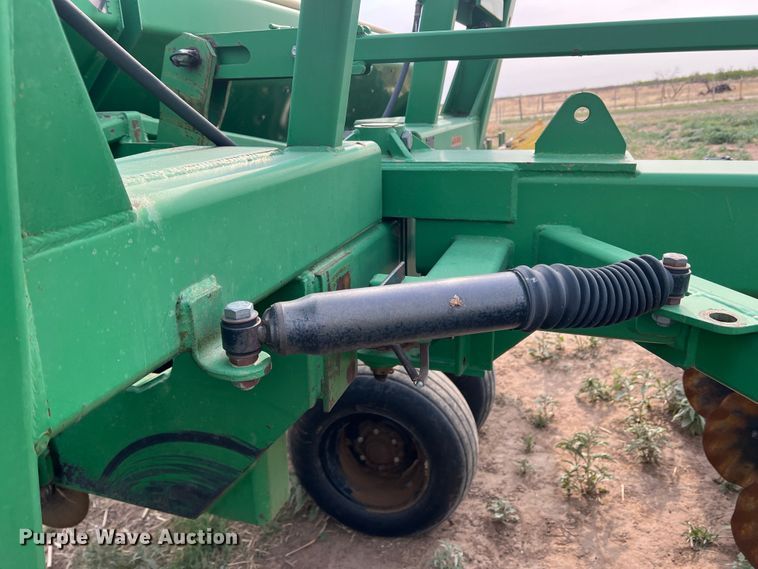 image for item DR1481 Great Plains 2000-327594  no-till grain drill