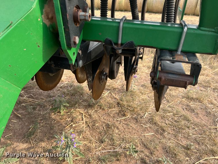 image for item DR1481 Great Plains 2000-327594  no-till grain drill