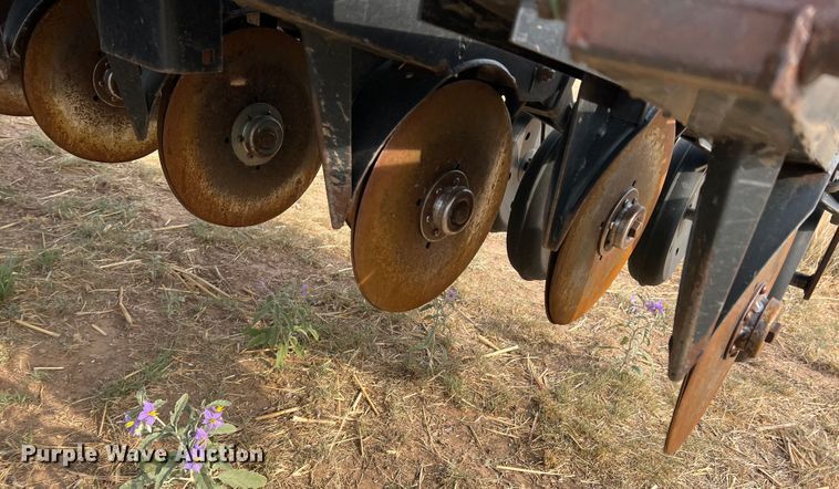 image for item DR1481 Great Plains 2000-327594  no-till grain drill