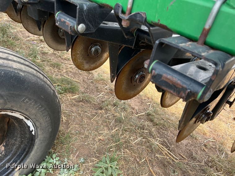 image for item DR1481 Great Plains 2000-327594  no-till grain drill