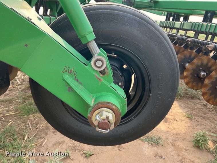 image for item DR1481 Great Plains 2000-327594  no-till grain drill